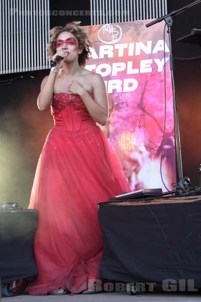 MARTINA TOPLEY BIRD - 2010-07-04 - BELFORT - Presqu'ile du Malsaucy - Martina Gillian Topley-Bird